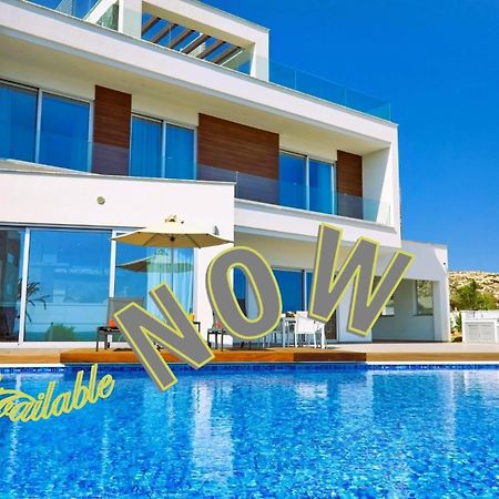 Beachfront Luxury Villa Idania Ayia Napa Ngoại thất bức ảnh