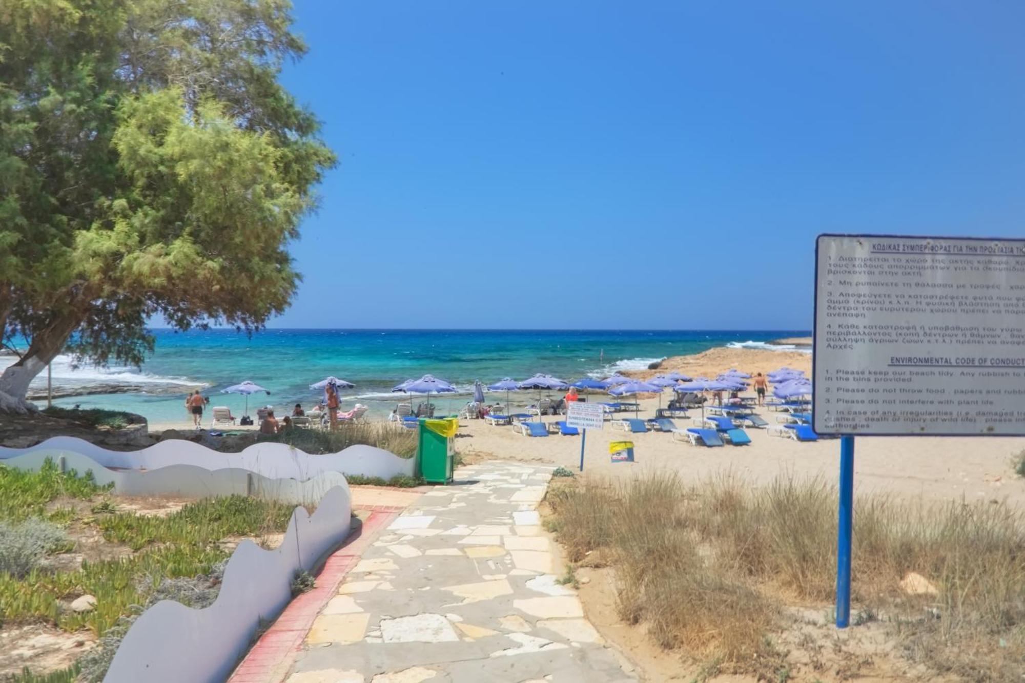 Beachfront Luxury Villa Idania Ayia Napa Ngoại thất bức ảnh