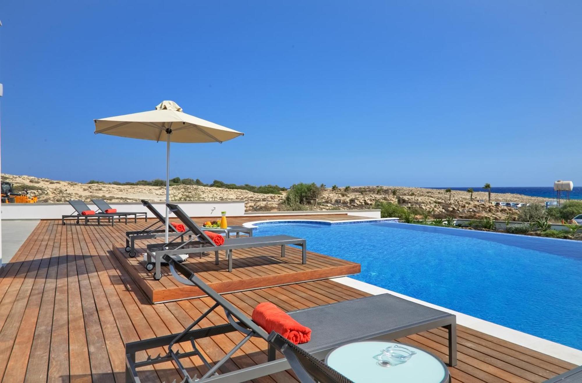 Beachfront Luxury Villa Idania Ayia Napa Ngoại thất bức ảnh