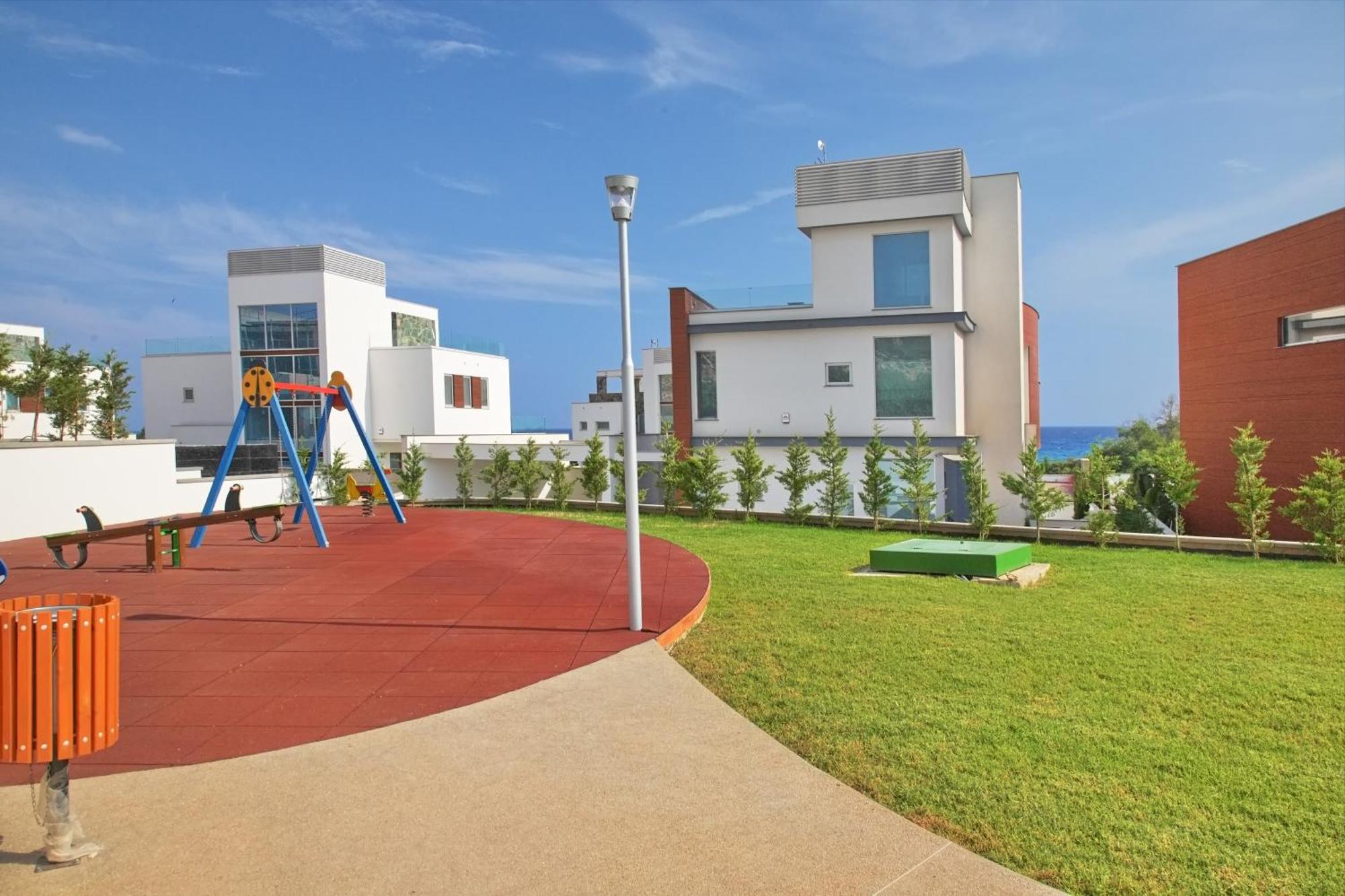 Beachfront Luxury Villa Idania Ayia Napa Ngoại thất bức ảnh