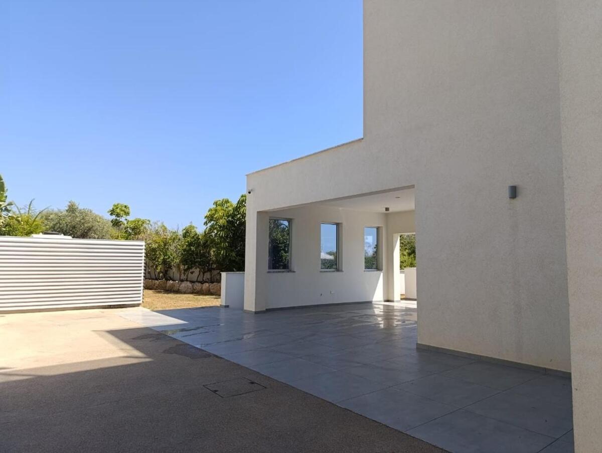 Beachfront Luxury Villa Idania Ayia Napa Ngoại thất bức ảnh